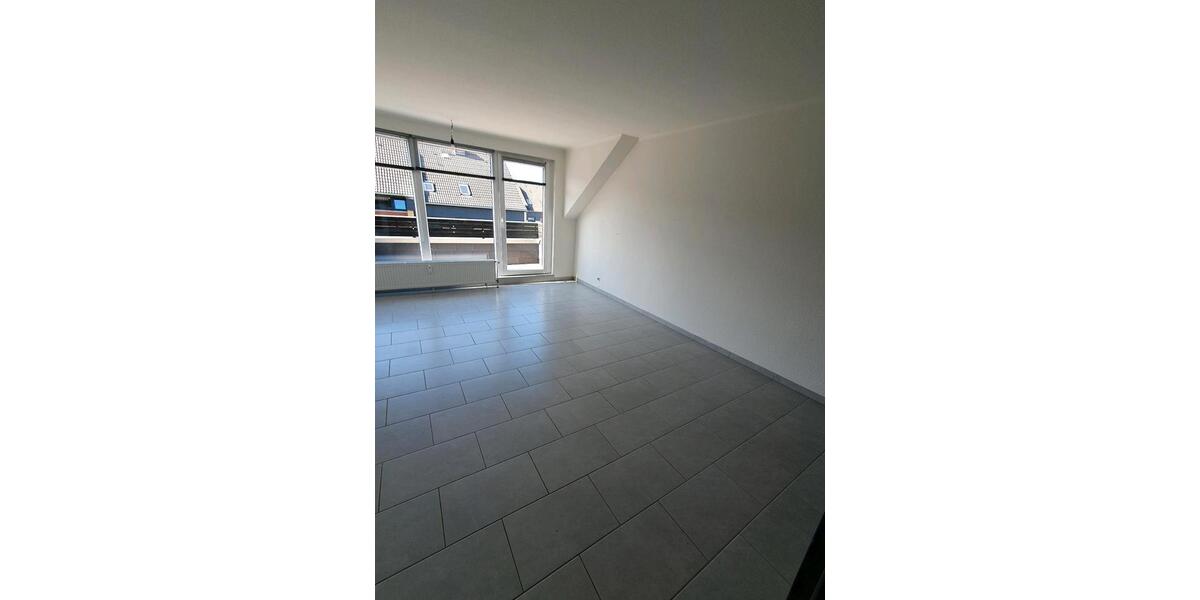 Dachgeschoßwohnung Salzgitter Ortschaft Südost - 3 Zimmer, 72 m&sup2;, 105.000&euro; | Angebot:19720758