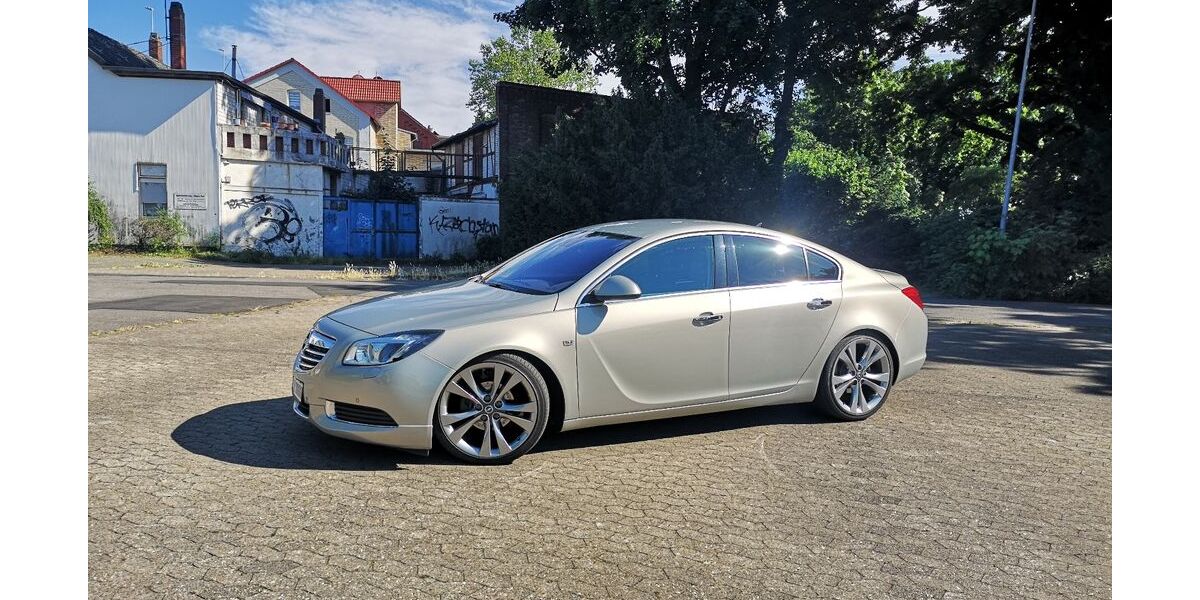 Opel Insignia 190.000 km 3.999 € Peine 31226
