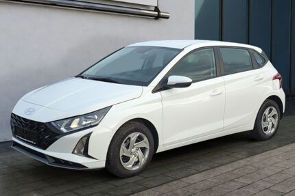 Hyundai i20 3.688 km 19.440 € Salzgitter 38229