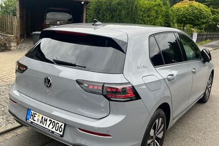VW Golf 8.000 km 22.550 &euro; Lehre 38165