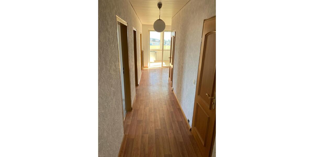 Etagenwohnung Salzgitter Ortschaft Ost - 4 Zimmer, 92 m&sup2;, 850&euro; | Angebot:26059373