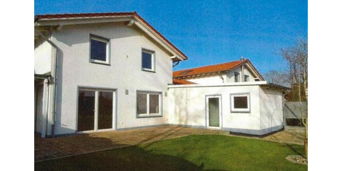 Einfamilienhaus Edemissen - 5 Zimmer, 118 m&sup2;, 1.120&euro; | Angebot:24551320