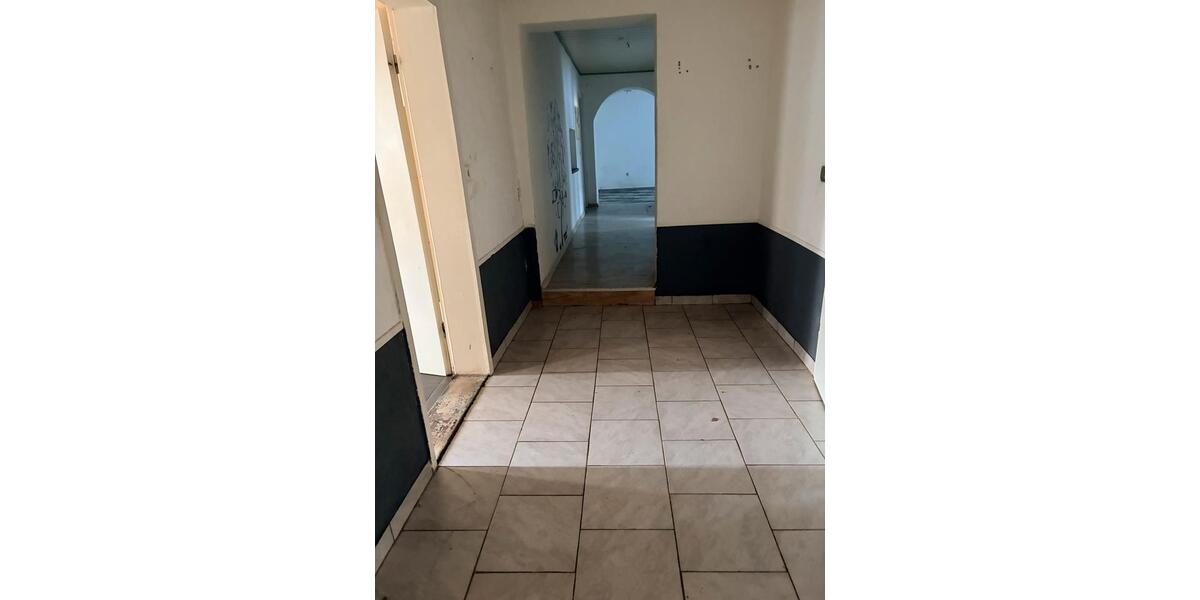 Erdgeschoßwohnung Börßum - 6 Zimmer, 160 m&sup2;, 1.120&euro; | Angebot:25252318