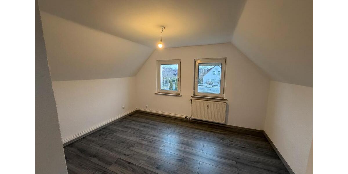 Doppelhaushälfte Braunschweig Wabe-Schunter-Beberbach - 3 Zimmer, 90 m&sup2;, 1.650&euro; | Angebot:25164037