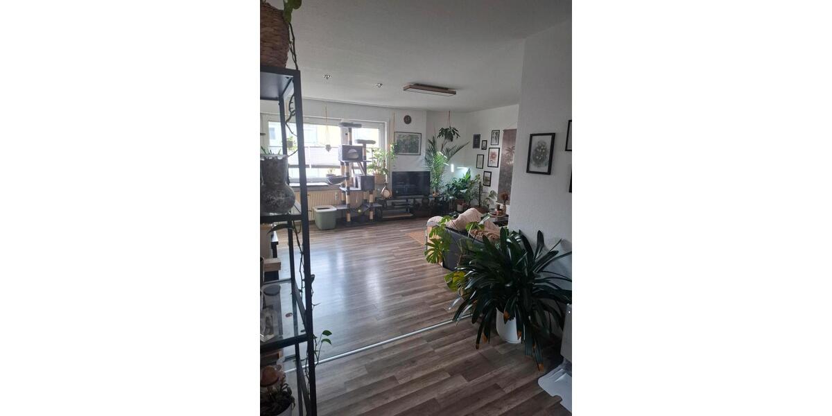 Etagenwohnung Wolfenbüttel Adersheim - 3 Zimmer, 78 m&sup2;, 660&euro; | Angebot:25349383