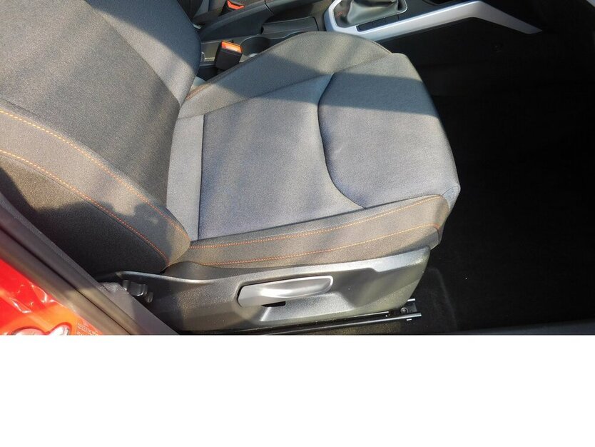 Seat Arona 1.0 FR-Line TSI BMT Navi Klima Alu 16.000 km 17.690 € Vordorf 38533