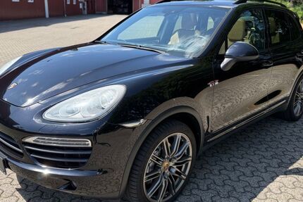 Porsche Cayenne 94.700 km 37.900 &euro; Braunschweig 38102