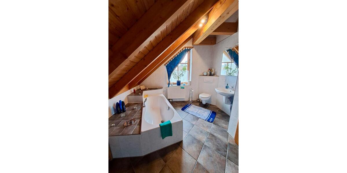 Etagenwohnung Gifhorn - 3.5 Zimmer, 125 m&sup2;, 1.100&euro; | Angebot:25988529