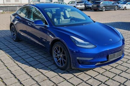 Tesla Model 3 124.995 km 19.970 &euro; Braunschweig 38112