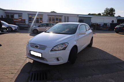Kia pro ceed / ProCeed 209.000 km 2.500 &euro; Braunschweig 38122