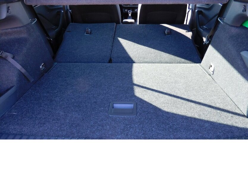 Skoda Kamiq 1.0 Tour Ambition DSG 7-Gang Navi Klima 34.100 km 19.990 € Vordorf 38533