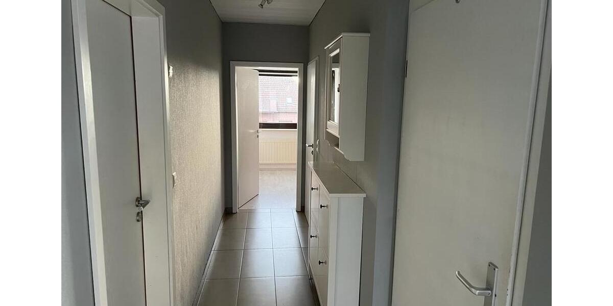 Etagenwohnung Isenbüttel - 3 Zimmer, 75 m&sup2;, 950&euro; | Angebot:24663402