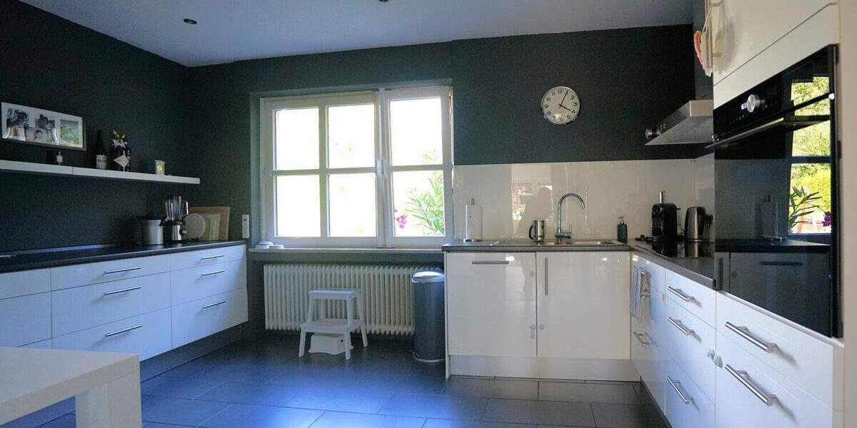 Einfamilienhaus Braunschweig Ölper - 7 Zimmer, 260 m&sup2;, 750.000&euro; | Angebot:25690571