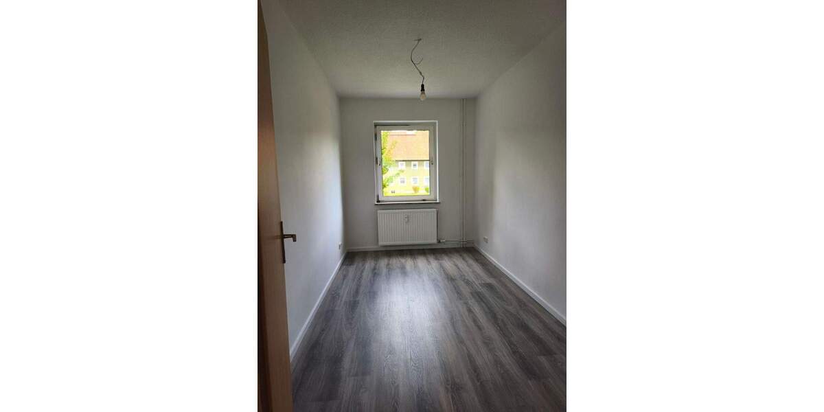 Etagenwohnung Salzgitter Lebenstedt - 3 Zimmer, 57 m&sup2;, 335&euro; | Angebot:26029091