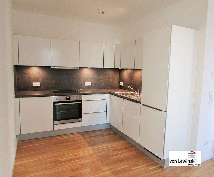 Etagenwohnung Wolfsburg Hellwinkel - 2 Zimmer, 73 m&sup2;, 865&euro; | Angebot:25355654