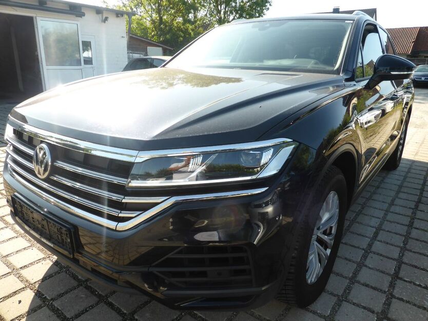 VW Touareg 141.800 km 29.990 € Wolfenbüttel 38304