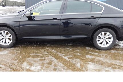 VW Passat 36.500 km 21.990 &euro; Vordorf 38533