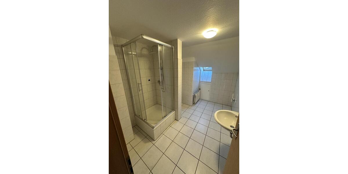 Dachgeschoßwohnung Braunschweig Nordstadt - 4 Zimmer, 120 m&sup2;, 1.200&euro; | Angebot:25783967