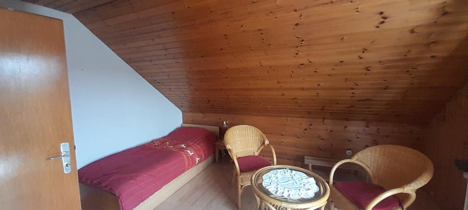 Dachgeschoßwohnung Rötgesbüttel - 4 Zimmer, 88 m&sup2;, 800&euro; | Angebot:24314582