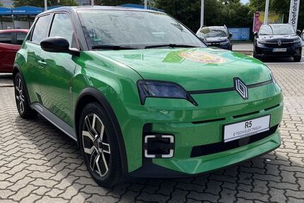 Renault R 5 2.507 km 27.490 € Braunschweig 38124