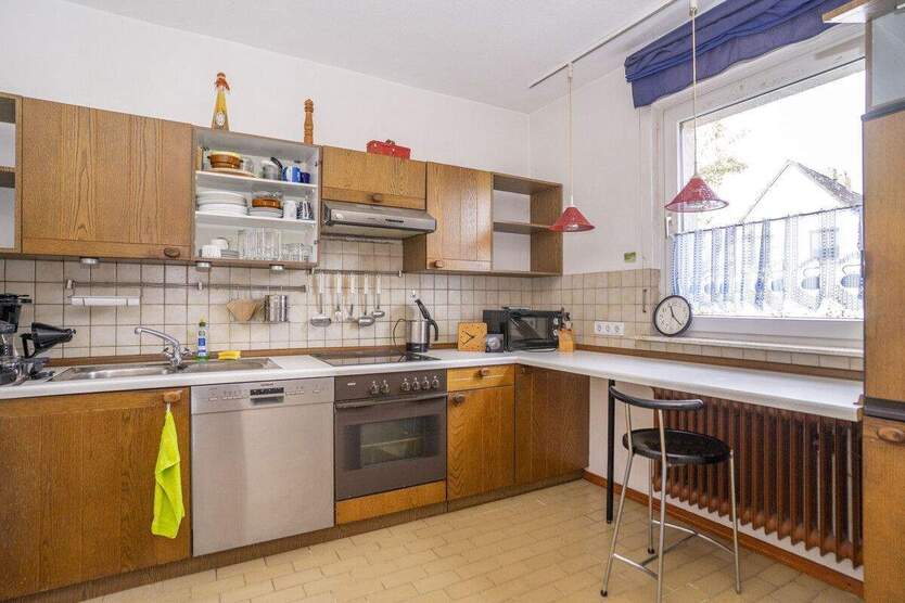 Doppelhaushälfte mit Potenzial in der beliebten Südstadt 4 zimmer