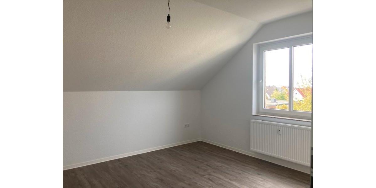 Etagenwohnung Braunschweig Broitzem - 4 Zimmer, 95 m&sup2;, 1.049&euro; | Angebot:25730087