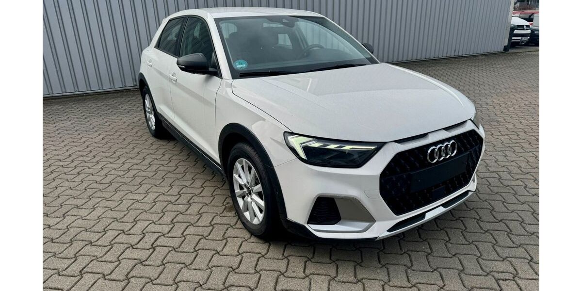 Audi A1 2.500 km 21.500 &euro; Braunschweig 38120