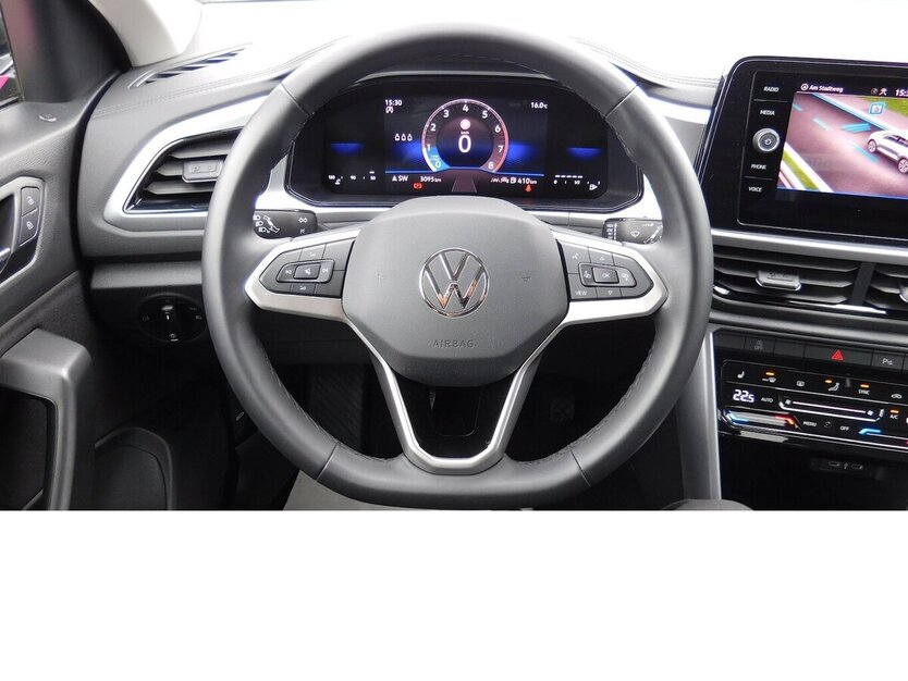 VW T-Roc 1.0 Life TSI BMT Navi Klima Alu 3.100 km 22.990 € Vordorf 38533