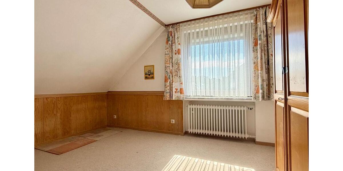 Einfamilienhaus Braunschweig Lehndorf-Watenbüttel - 6 Zimmer, 150 m&sup2;, 1.500&euro; | Angebot:26653267
