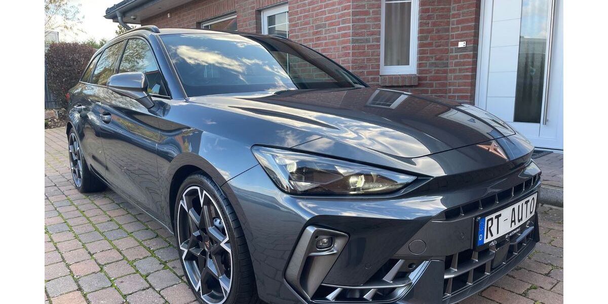 Cupra Leon 8.000 km 36.599 &euro; Vechelde 38159