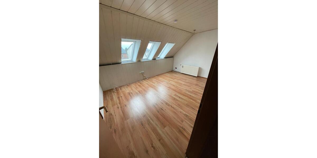 Einfamilienhaus Wolfsburg Alt-Wolfsburg - 5 Zimmer, 170 m&sup2;, 1.300&euro; | Angebot:25944466