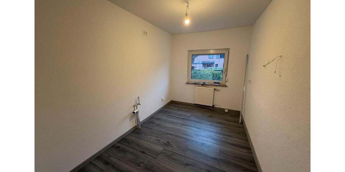 Doppelhaushälfte Braunschweig Wabe-Schunter-Beberbach - 3 Zimmer, 90 m&sup2;, 1.500&euro; | Angebot:25379049