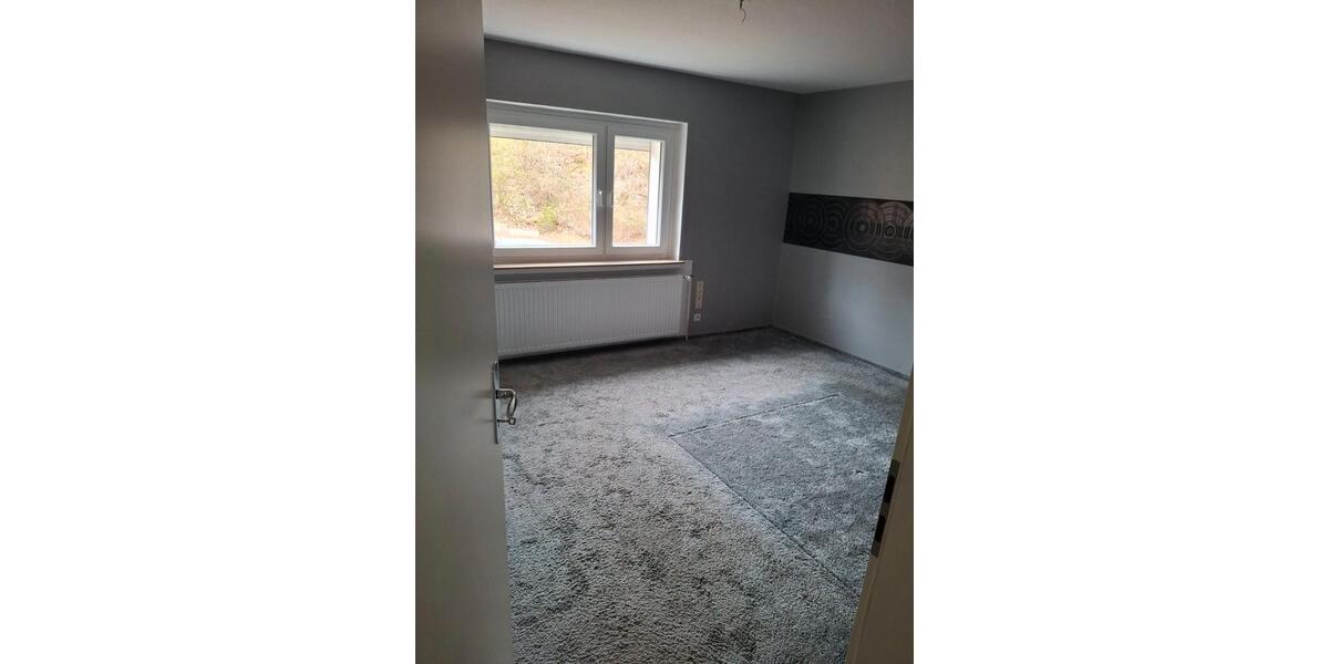 Erdgeschoßwohnung Peine - 3 Zimmer, 80 m&sup2;, 680&euro; | Angebot:26021945