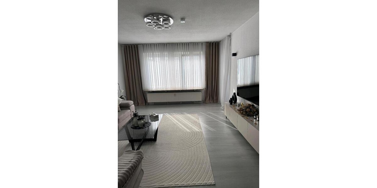 Etagenwohnung Lengede - 3 Zimmer, 80 m&sup2;, 1.100&euro; | Angebot:25383170