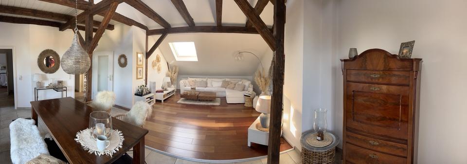 Moderne 2 Zimmer Dachgeschoss Wohnung mit großer Loggia 2 zimmer