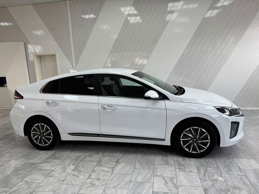 IONIQ