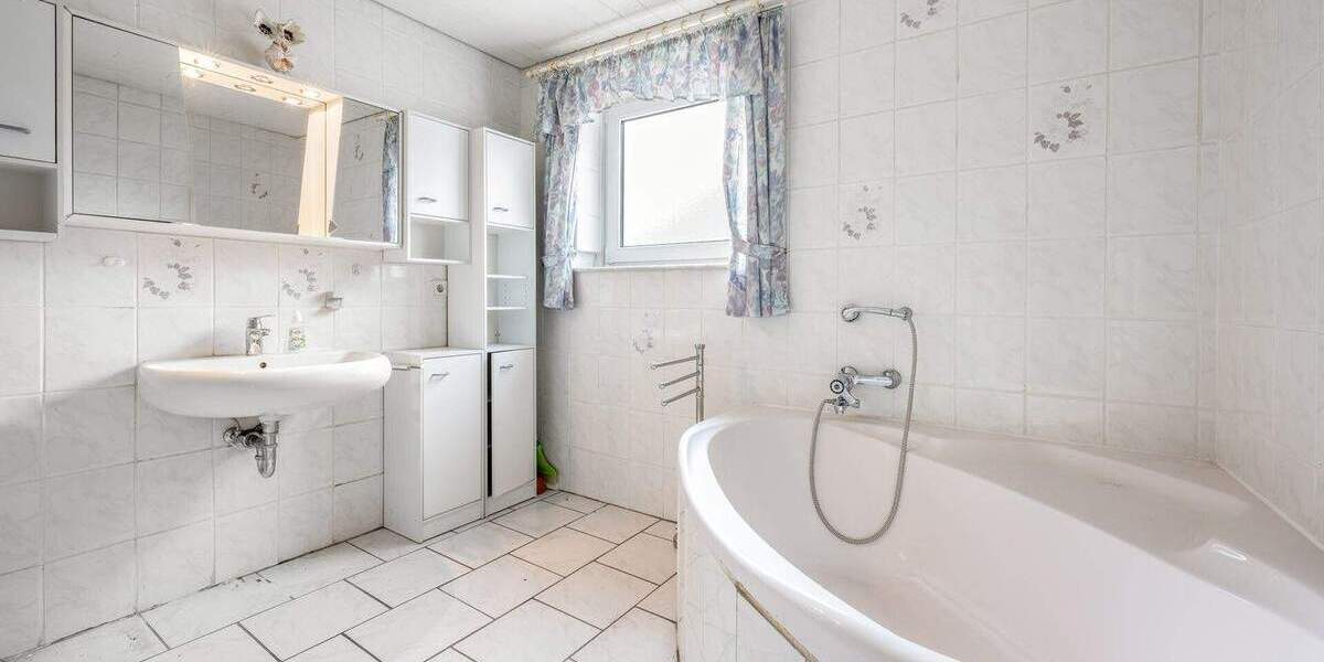 Mehrfamilienhaus, Wohnhaus Wolfsburg Nordsteimke - 8 Zimmer, 205 m&sup2;, 398.000&euro; | Angebot:25772783