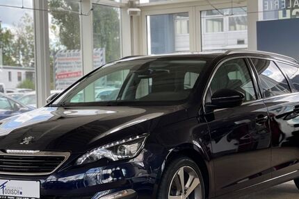 Peugeot 308 155.462 km 8.990 &euro; Salzgitter 38228