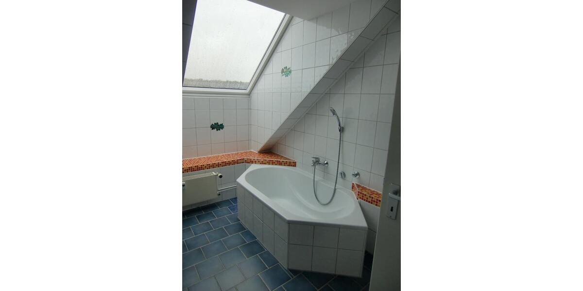 Dachgeschoßwohnung Söhlde - 4 Zimmer, 84 m&sup2;, 540&euro; | Angebot:25588597