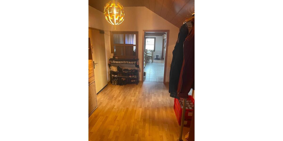 Dachgeschoßwohnung Vechelde - 3 Zimmer, 90 m&sup2;, 189.000&euro; | Angebot:24523899