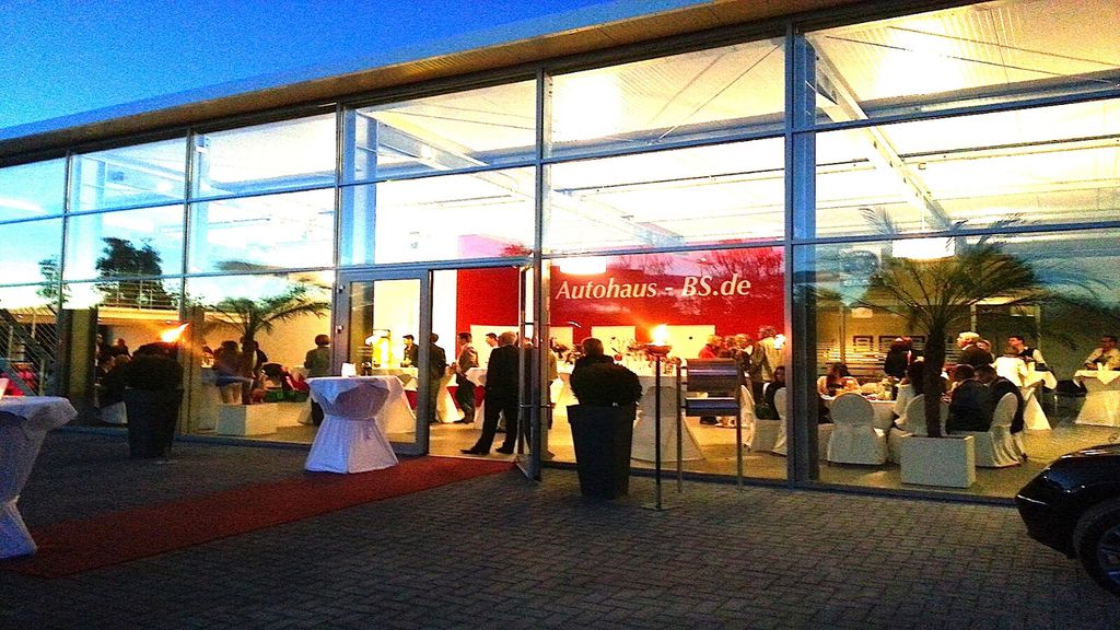 Audi e-tron 41.361 km 30.890 &euro; Braunschweig 38116