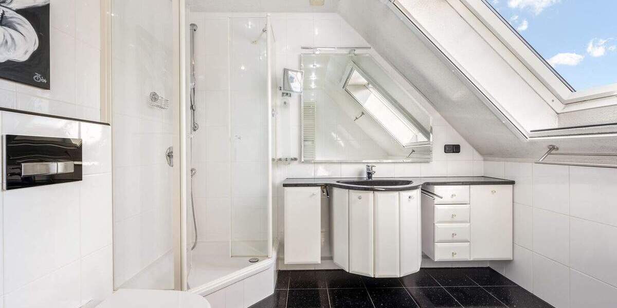 Mehrfamilienhaus, Wohnhaus Wolfsburg Nordsteimke - 8 Zimmer, 205 m&sup2;, 398.000&euro; | Angebot:25772783