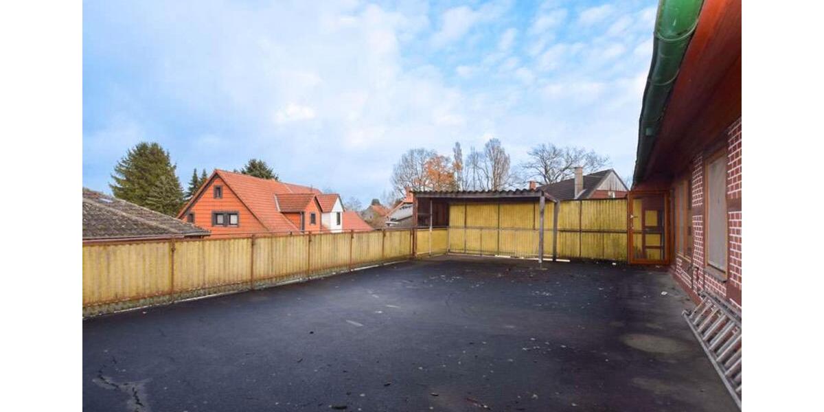 Mehrfamilienhaus, Wohnhaus Sickte - 8 Zimmer, 250 m&sup2;, 195.000&euro; | Angebot:24756366