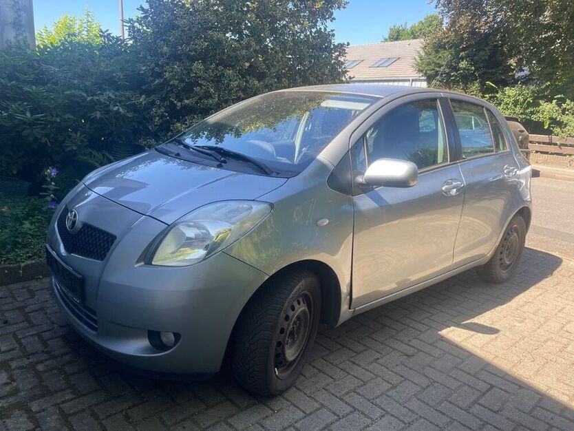 Yaris