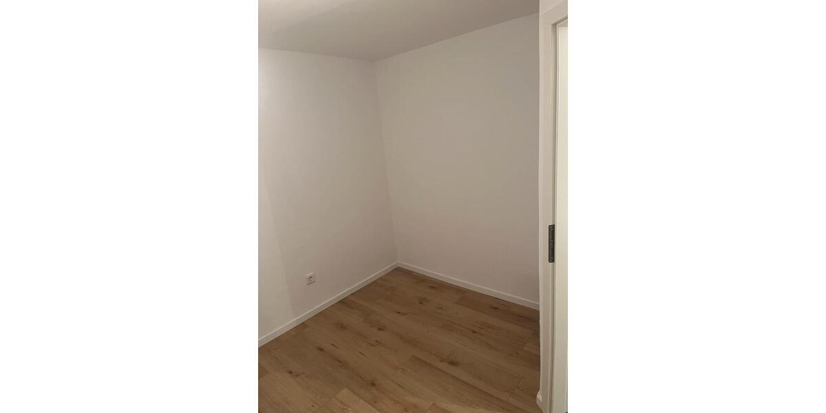 Reihenhaus Braunschweig Wabe-Schunter-Beberbach - 5 Zimmer, 70 m&sup2;, 1.250&euro; | Angebot:25164035