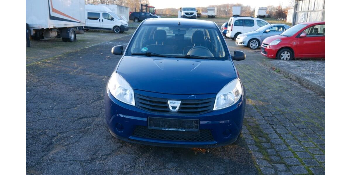 Dacia Sandero 179.000 km 1.299 &euro; Braunschweig 38122