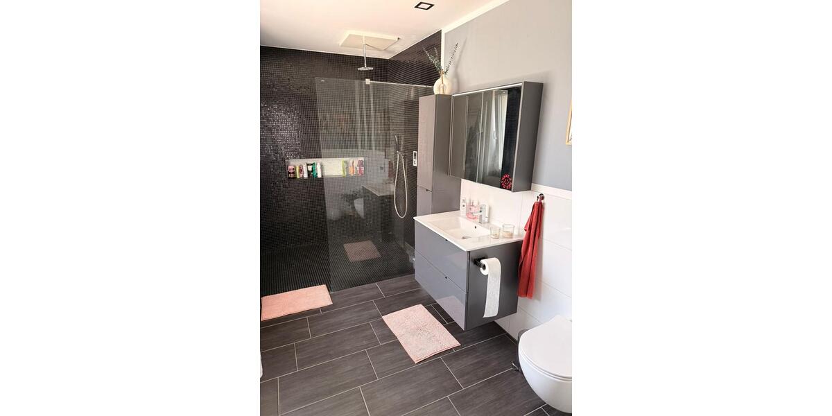 Einfamilienhaus Königslutter am Elm - 3 Zimmer, 130 m&sup2;, 1.300&euro; | Angebot:26461234