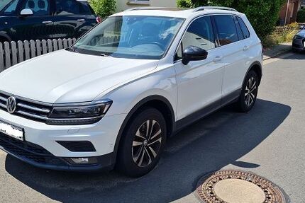 VW Tiguan 52.000 km 24.500 &euro; Vechelde 38159