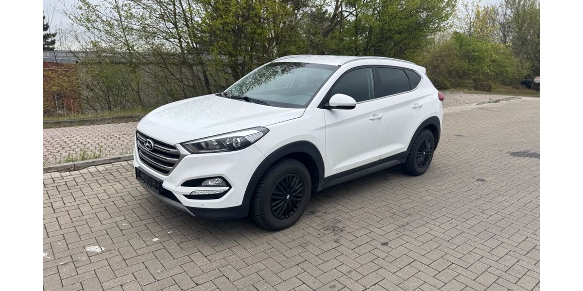 Hyundai TUCSON 133.978 km 12.999 &euro; Burgdorf 38272