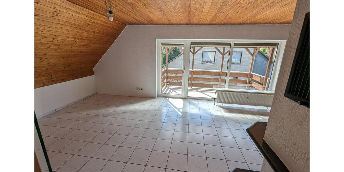 Dachgeschoßwohnung Gifhorn - 3 Zimmer, 95 m&sup2;, 750&euro; | Angebot:25151392